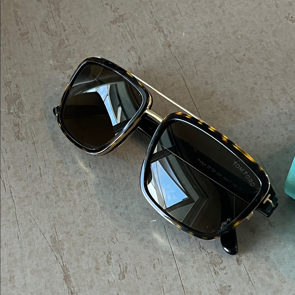 Tom Ford Brown Tortoise Sunglasses